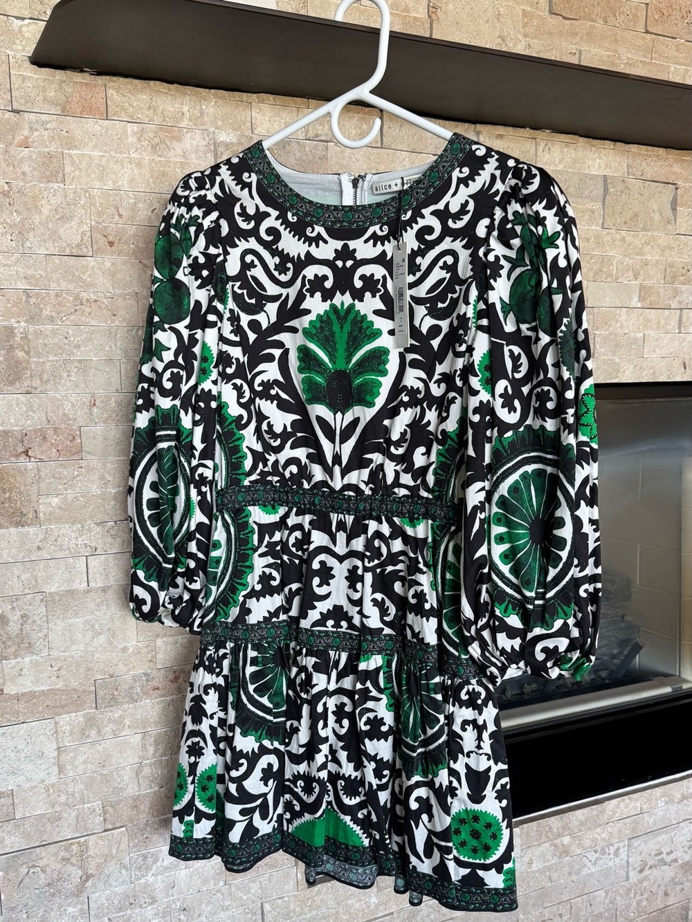 Alice + Olivia Black White and Green Printed Tiered Mini Dress